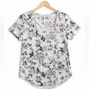 Lucky Brand white floral top size medium